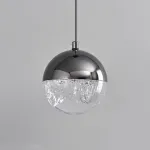 Серия подвесных светильников с LED-источниками света в полусферических рассеивателях с эффектом льда внутри шарообразных плафонов EMMERT Black от ImperiumLoft
