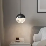 Серия подвесных светильников с LED-источниками света в полусферических рассеивателях с эффектом льда внутри шарообразных плафонов EMMERT Gold от ImperiumLoft