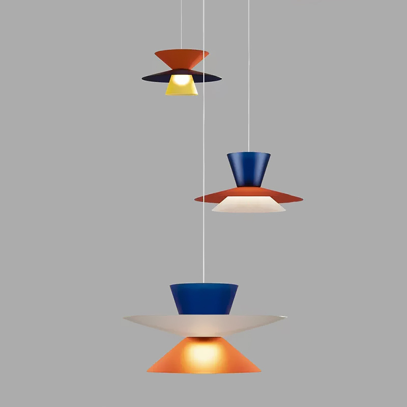Серия подвесных светильников с плафонами в виде комбинаций усеченных конусов разного цвета и размера MIKKU D D30 от ImperiumLoft Серия подвесных светильников с плафонами в виде комбинаций усеченных конусов разного цвета и размера MIKKU D D30 от ImperiumLoft