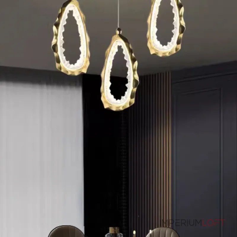 Подвесной светодиодный светильник с латунным кольцевым корпусом оригинальной формы IVALD ONE от ImperiumLoft