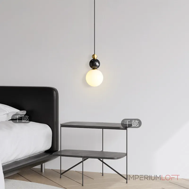 Серия подвесных светильников в виде комбинации мраморного и металлического шаров и круглого стеклянного плафона SONDRE L1 Green от ImperiumLoft