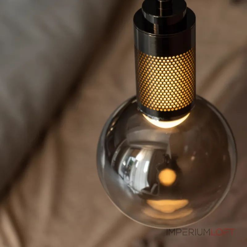 Подвесной светильник с сетчатым цоколем и шарообразным дымчатым плафоном с LED подсветкой RAFFA от ImperiumLoft