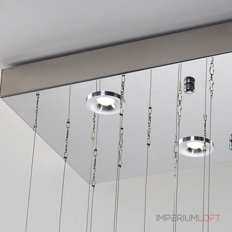 Серия инсталляций из подвесных хрустальных цветов, подсвеченных светодиодными источниками, расположенными на прямоугольном креплении CHARA L120 от ImperiumLoft