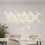 Серия инсталляций из подвесных хрустальных цветов, подсвеченных светодиодными источниками, расположенными на прямоугольном креплении CHARA L120 от ImperiumLoft