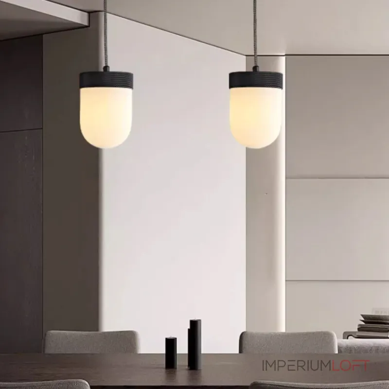 Серия подвесных светильников с округлыми плафонами из натурального алебастра TORVILL Brass от ImperiumLoft