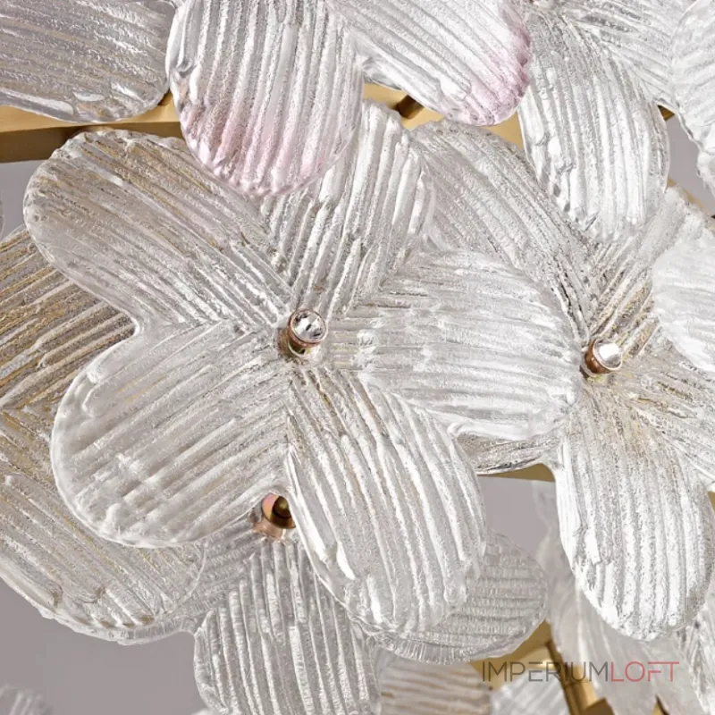 Серия люстр с цветочным декором из прозрачного и окрашенного стекла на кольцевом латунном каркасе TOTTI LUX D80 от ImperiumLoft