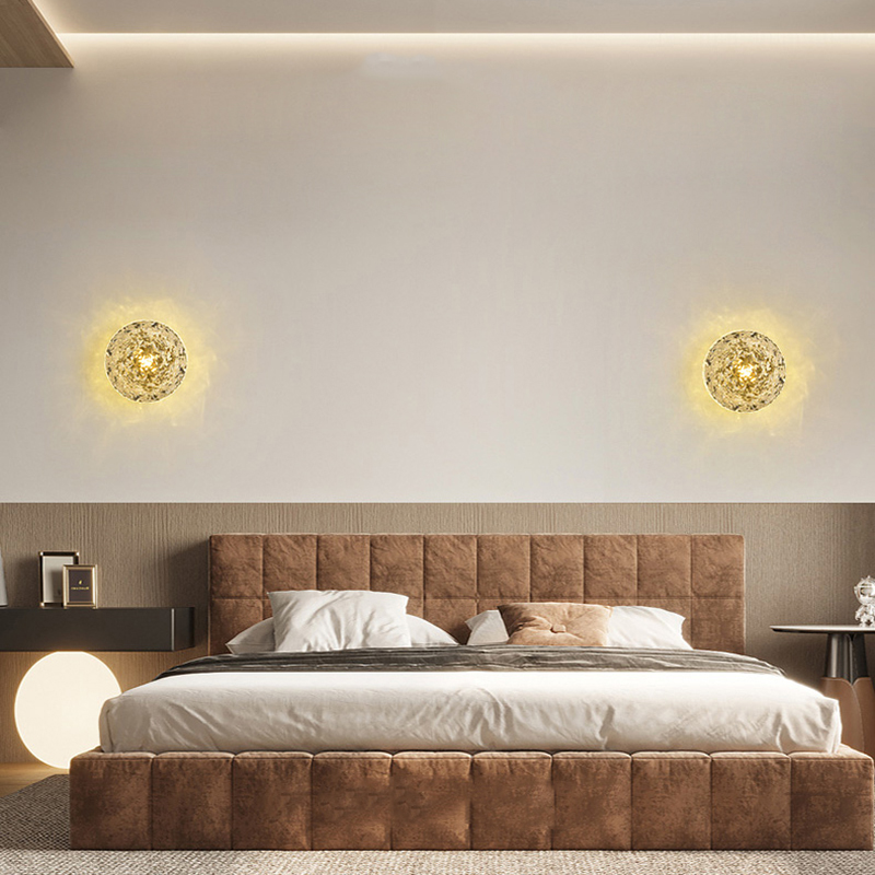 Серия настенных светильников с фактурным прозрачным плафоном RANI White от ImperiumLoft