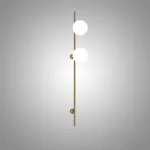 Серия настенных светильников с белыми шарообразными плафонами на высокой стойке OHLA L2 Brass от ImperiumLoft