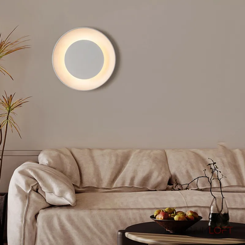 Серия светодиодных настенных светильников белого цвета в скандинавском стиле AIS D38 4000К от ImperiumLoft