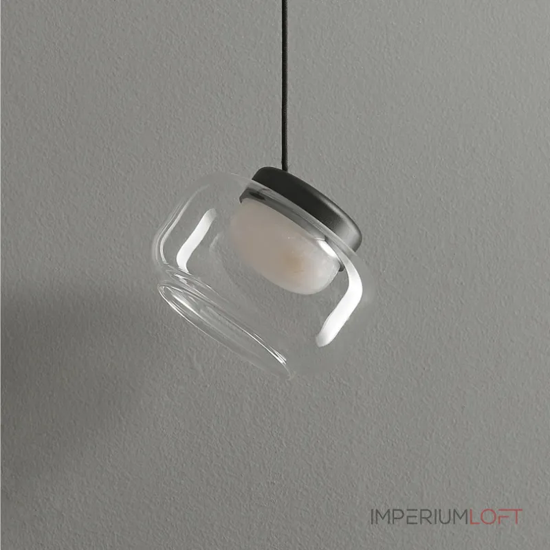 Серия светильников с мраморным рассеивателем внутри стеклянного плафона на ассиметричном подвесе DORIAN ONE L25 от ImperiumLoft