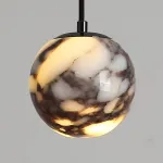 Серия подвесных светильников с шарообразным плафоном из натурального мрамора с фактурой Bulgary Stone и Молочного Нефрита BONN NEPHRITE Milk jade с лифтом от ImperiumLoft