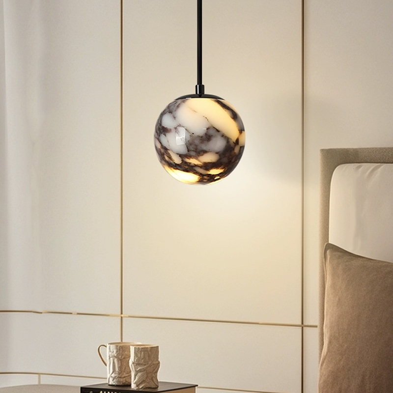 Серия подвесных светильников с шарообразным плафоном из натурального мрамора с фактурой Bulgary Stone и Молочного Нефрита BONN NEPHRITE Milk jade с лифтом от ImperiumLoft