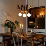 Серия оригинальных светильников из высококачественной древесины различных оттенков и латуни с тремя шарообразными плафонами REUBEN Light Brown от ImperiumLoft