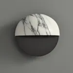 Серия настенных светильников с выгнутым рассеивателем в форме усеченной сферы из натурального мрамора VILHO R Brass от ImperiumLoft