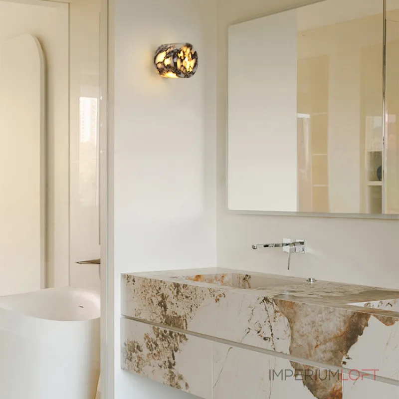 Настенные светильники с минималистичным рассеивателем из натурального фактурного мрамора RATE NEPHRITE от ImperiumLoft