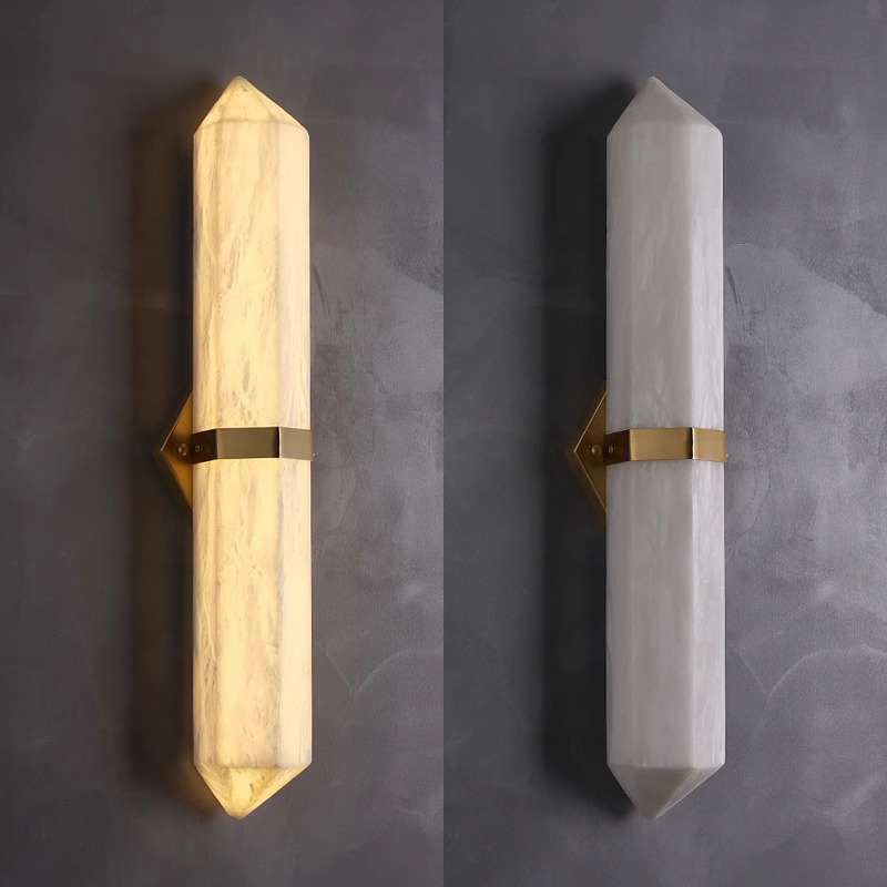 Серия светодиодных настенных светильников c удлиненным мраморным плафоном в форме кристалла ORTWIN Н60 Black от ImperiumLoft