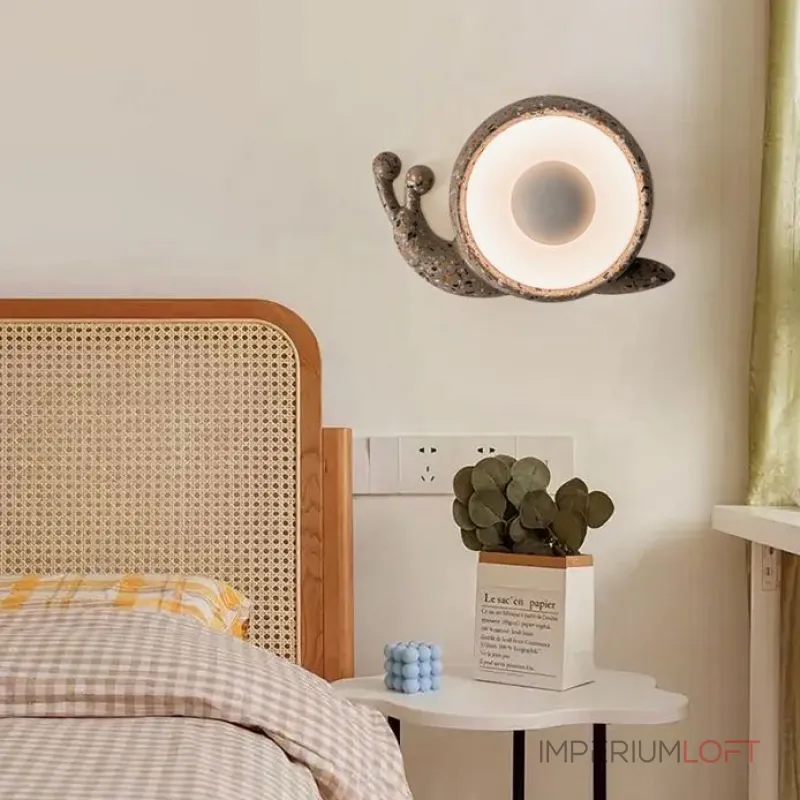 Светодиодный настенный светильник в виде улитки с корпусом терраццо из цемента STURLA от ImperiumLoft