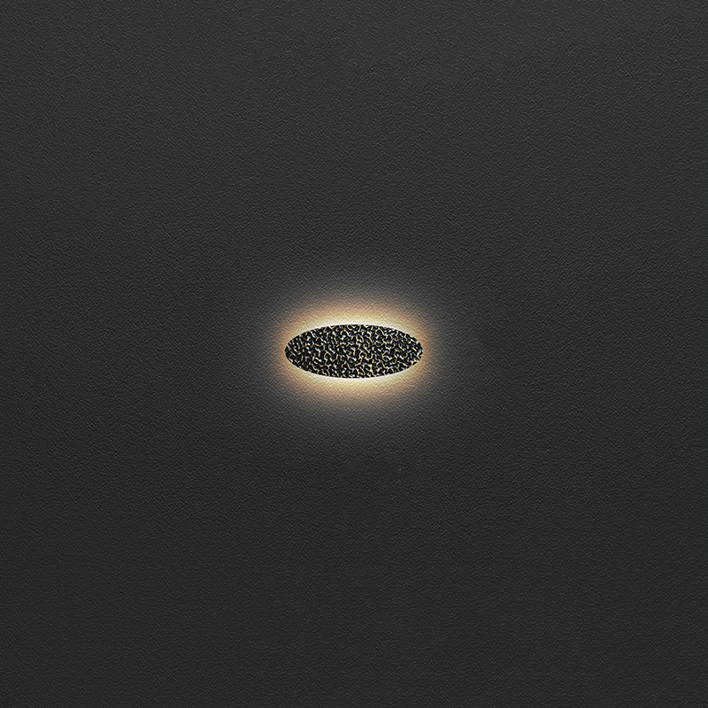 Серия светодиодных настенных светильников с латунным корпусом овальной формы и рельефной поверхностью с чернением MILIUS SHADE L41 от ImperiumLoft Серия светодиодных настенных светильников с латунным корпусом овальной формы и рельефной поверхностью с чернением MILIUS SHADE L41 от ImperiumLoft