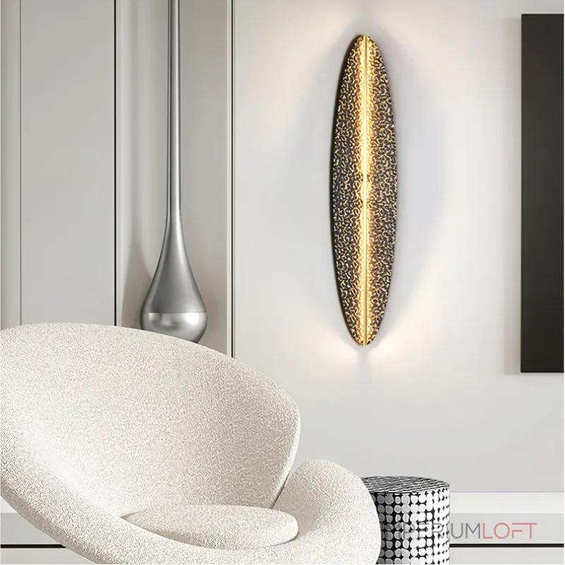 Серия светодиодных настенных светильников с латунным корпусом овальной формы и рельефной поверхностью с чернением MILIUS OVAL L100 от ImperiumLoft