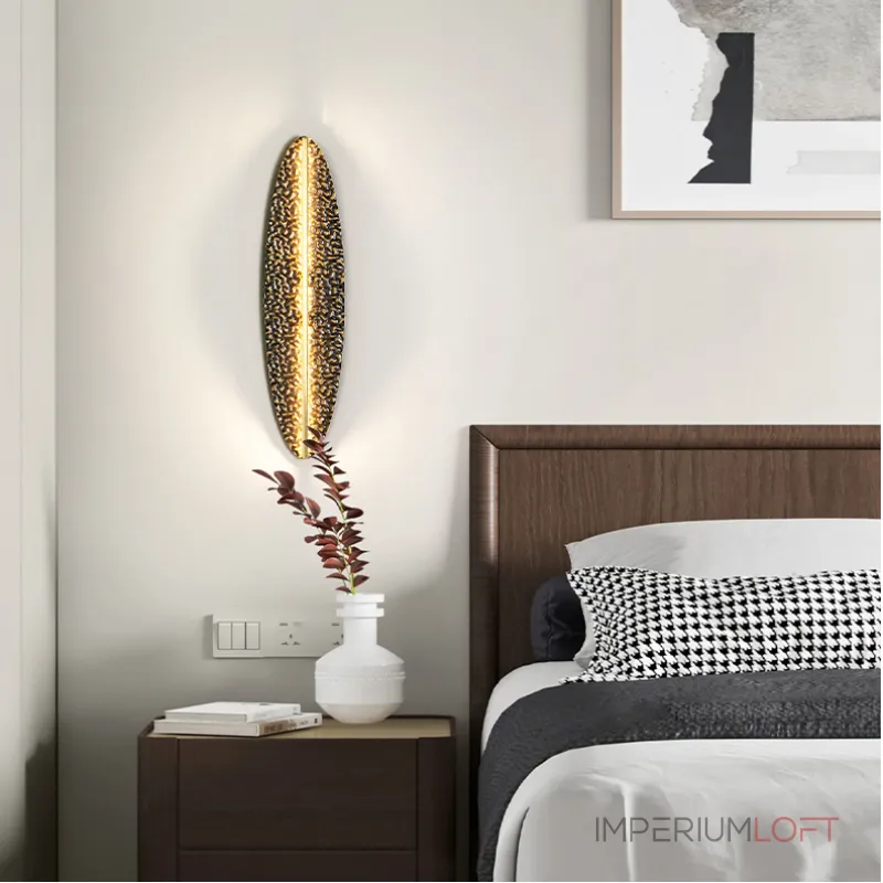 Серия светодиодных настенных светильников с латунным корпусом овальной формы и рельефной поверхностью с чернением MILIUS OVAL L100 от ImperiumLoft