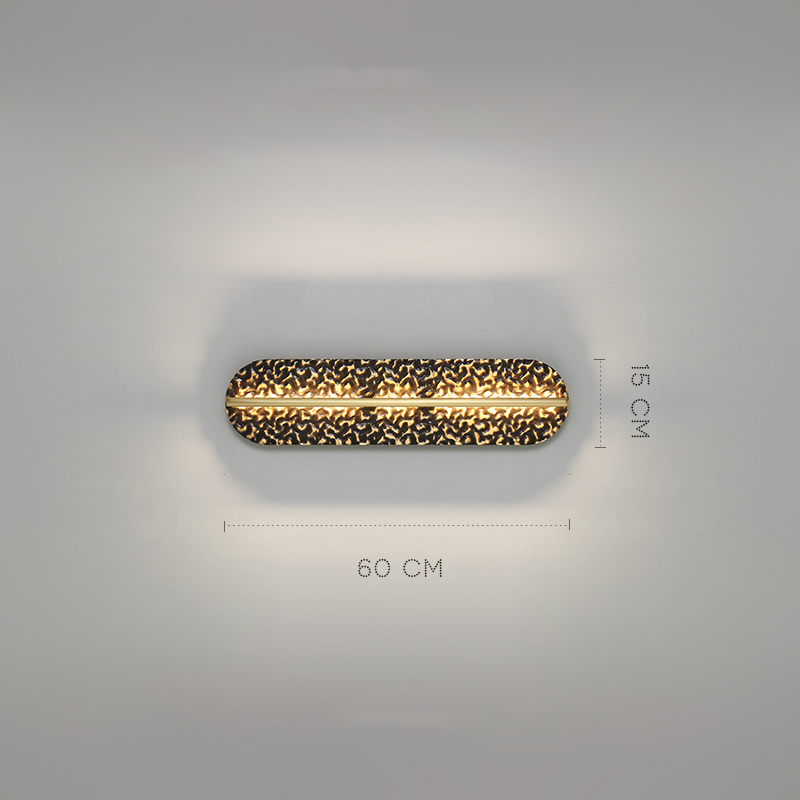 Серия светодиодных настенных светильников с удлиненным латунным корпусом и рельефной поверхностью с чернением MILIUS L60 от ImperiumLoft