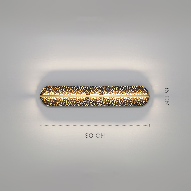 Серия светодиодных настенных светильников с удлиненным латунным корпусом и рельефной поверхностью с чернением MILIUS L80 от ImperiumLoft Серия светодиодных настенных светильников с удлиненным латунным корпусом и рельефной поверхностью с чернением MILIUS L80 от ImperiumLoft