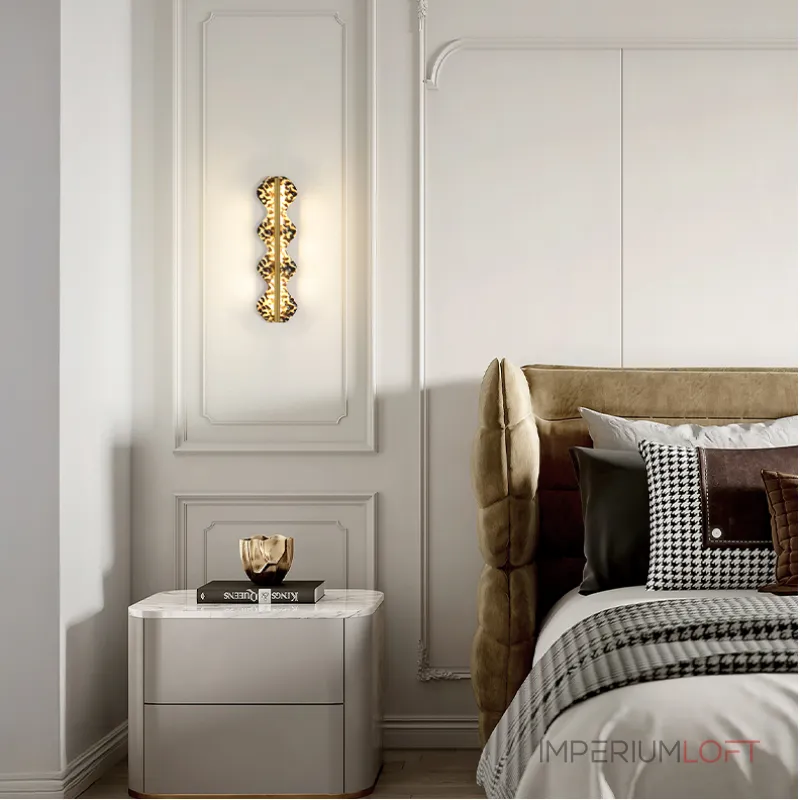 Серия светодиодных настенных светильников с латунным корпусом волнистой формы и рельефной поверхностью с чернением MILIUS WAVY L120 от ImperiumLoft Серия светодиодных настенных светильников с латунным корпусом волнистой формы и рельефной поверхностью с чернением MILIUS WAVY L120 от ImperiumLoft