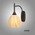 Креативный настенный светильник с плафоном в форме бутона из створок экологичного полимера FROMM WALL 3000К от ImperiumLoft