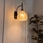 Креативный настенный светильник с плафоном в форме бутона из створок экологичного полимера FROMM WALL 3000К от ImperiumLoft