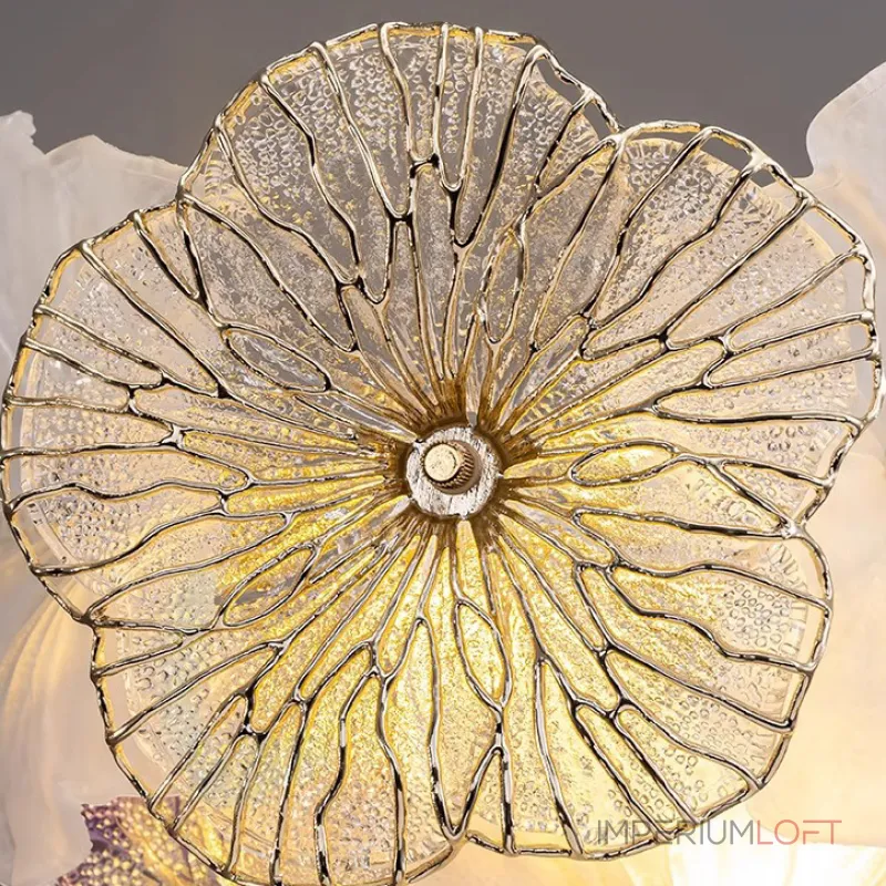 Серия настенных светильников с цветочным декором из металла, прозрачного, матового и градиентно окрашенного стекла ручной работы IVET WALL Pink от ImperiumLoft Серия настенных светильников с цветочным декором из металла, прозрачного, матового и градиентно окрашенного стекла ручной работы IVET WALL Pink от ImperiumLoft