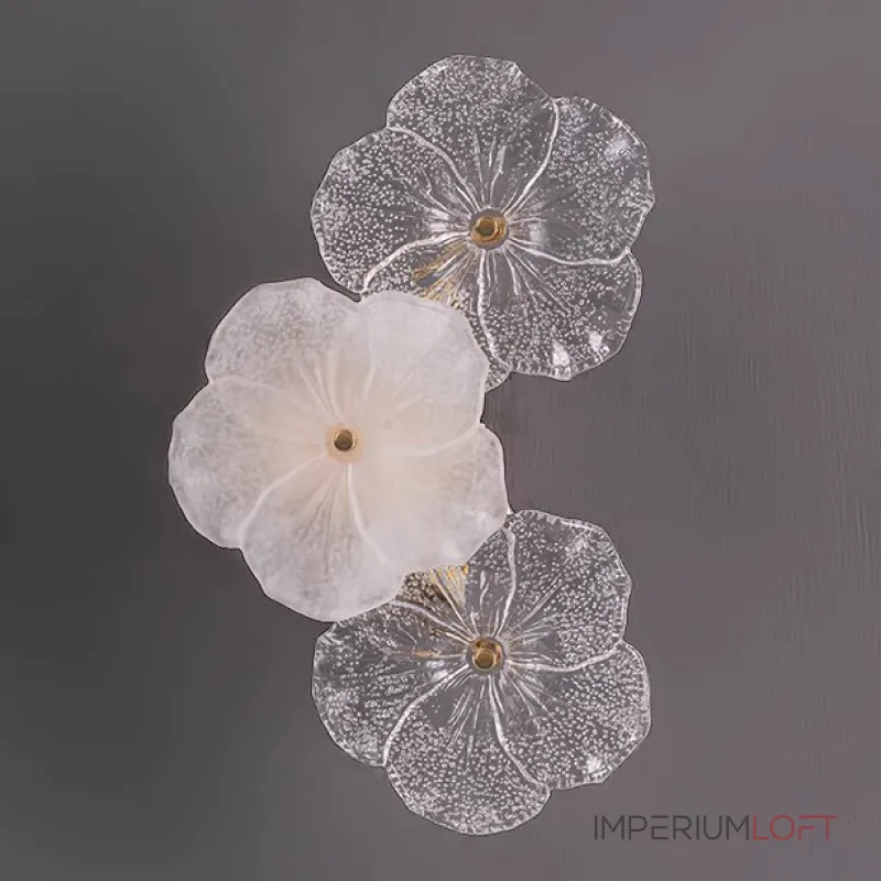 Серия настенных светильников с цветочным декором из прозрачного и матового стекла ручной работы IVET LACE WALL L2 от ImperiumLoft Серия настенных светильников с цветочным декором из прозрачного и матового стекла ручной работы IVET LACE WALL L2 от ImperiumLoft