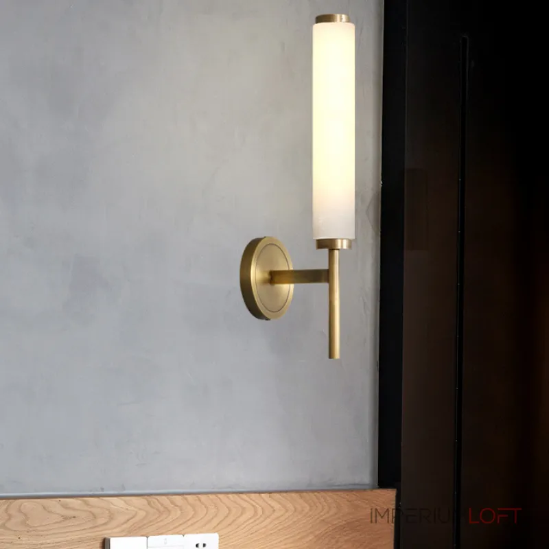 Серия настенных светильников с латунным корпусом и цилиндрическими плафонами из мрамора BULRASH MARBLE L2 Brass от ImperiumLoft