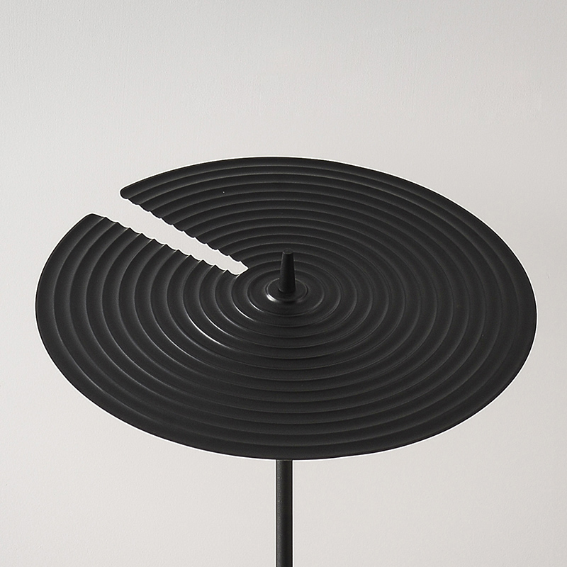 Серия торшеров с шарообразным плафоном и меняющим положение затеняющим диском с рельефной поверхностью LANNY White от ImperiumLoft Серия торшеров с шарообразным плафоном и меняющим положение затеняющим диском с рельефной поверхностью LANNY White от ImperiumLoft