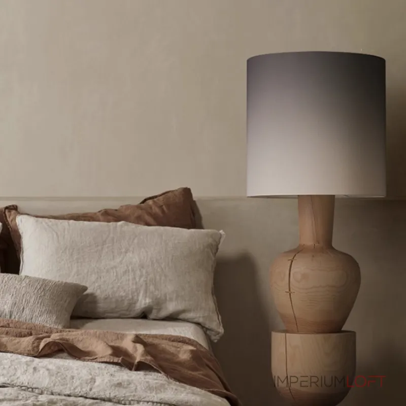 Дизайнерский торшер с массивным фигурным корпусом из цельного дерева и текстильным цилиндрическим плафоном HELGOT от ImperiumLoft