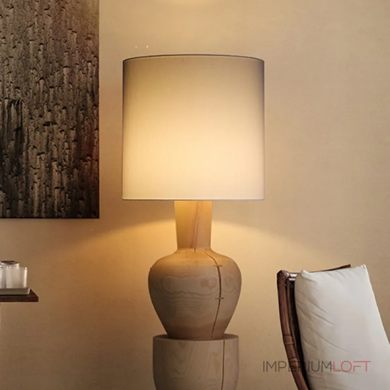 Дизайнерский торшер с массивным фигурным корпусом из цельного дерева и текстильным цилиндрическим плафоном HELGOT от ImperiumLoft