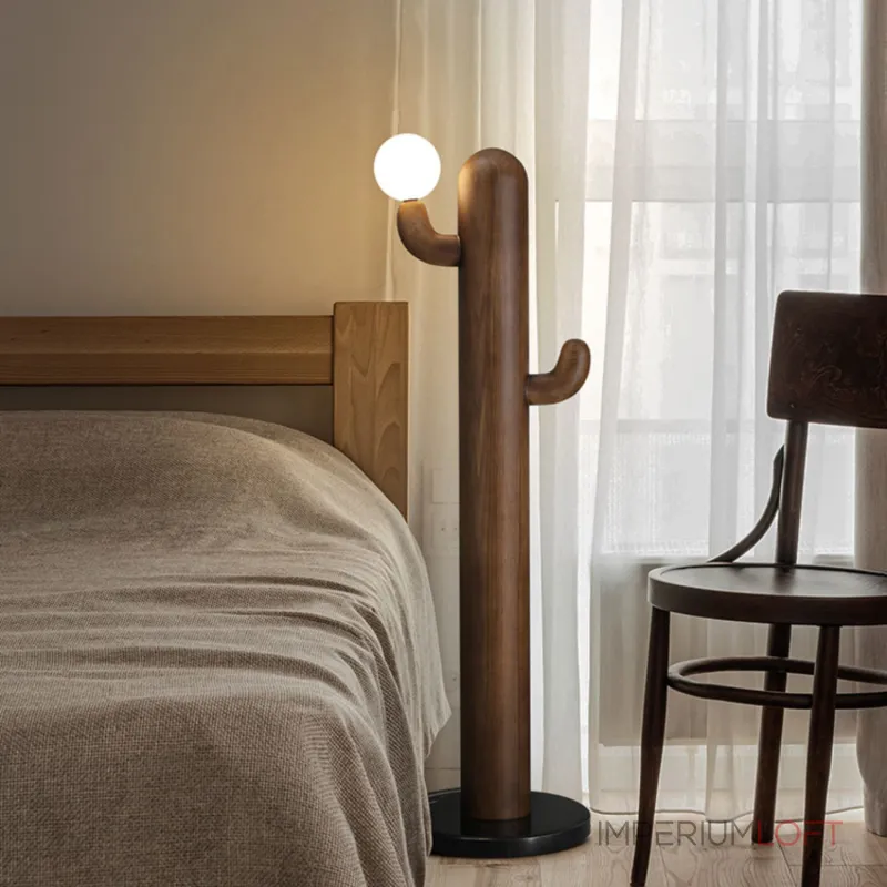 Деревянный напольный светильник в виде кактуса с шарообразным плафоном CACTUS WOOD Black от ImperiumLoft