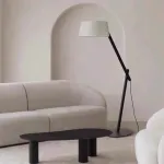 Серия торшеров с регулировкой угла наклона корпуса из высококачественной древесины и текстильным плафоном CRANE WOOD Dark Brown от ImperiumLoft