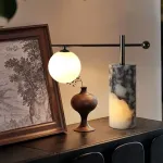 Серия настольных ламп с шарообразным плафоном на угловом кронштейне и основанием с внутренней подсветкой SYMBOL NEPHRITE TAB A от ImperiumLoft