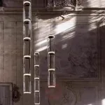 Серия подвесных светильников из прозрачных стеклянных скругленных цилиндров c LED подсветкой сверху и снизу QUENTIN A H128 от ImperiumLoft