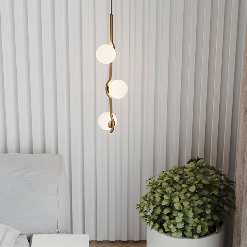 Серия подвесных светильников с тремя шарообразными плафонами на изогнутой стойке BROR Black от ImperiumLoft