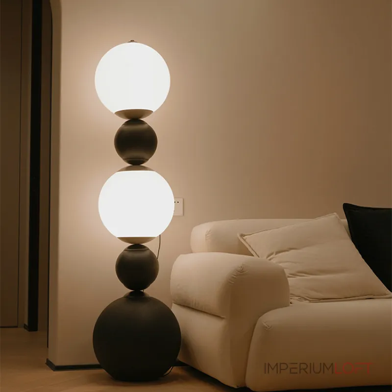 Напольный светильник из чередующихся черных и светящихся шаров разного размера STELLAN B