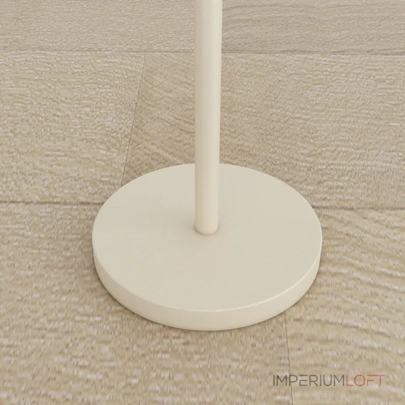 Серия минималистичных светодиодных торшеров в виде стилизованной ёлки из расположенных друг над другом конусов BAUM Green