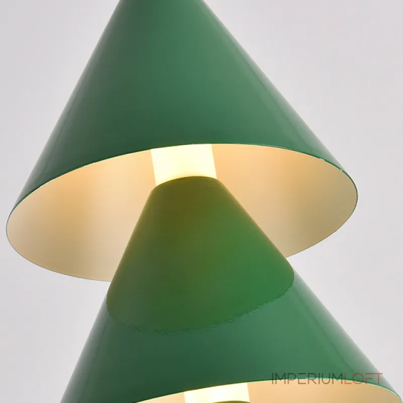 Серия минималистичных светодиодных торшеров в виде стилизованной ёлки из расположенных друг над другом конусов BAUM Green