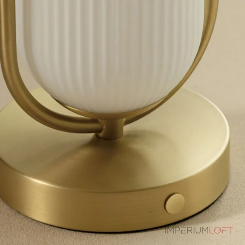 Настольная лампа TROTTE TAB Brass от ImperiumLoft Настольная лампа TROTTE TAB Brass от ImperiumLoft