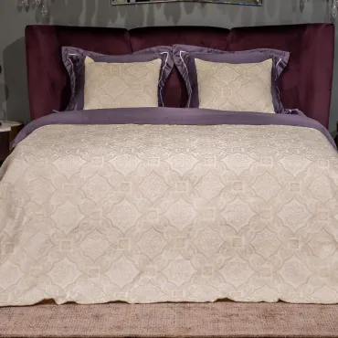 Покрывало 'Тиара' 240х260см бежевое Покрывало 'Тиара' 240х260см бежевое