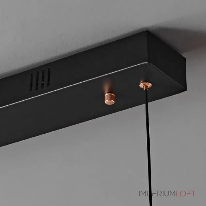 Серия реечных светильников с рельефными акриловыми рассеивателями изогнутой формы и металлическим корпусом JERALD LONG P7 от ImperiumLoft