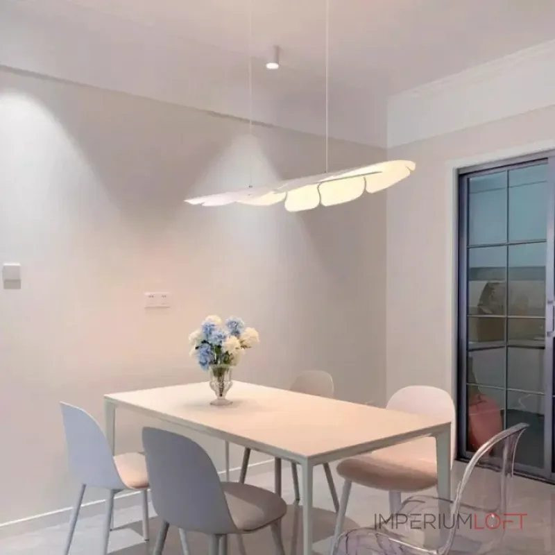 Реечный светодиодный светильник с изогнутым листовидным корпусом из металла SACHA