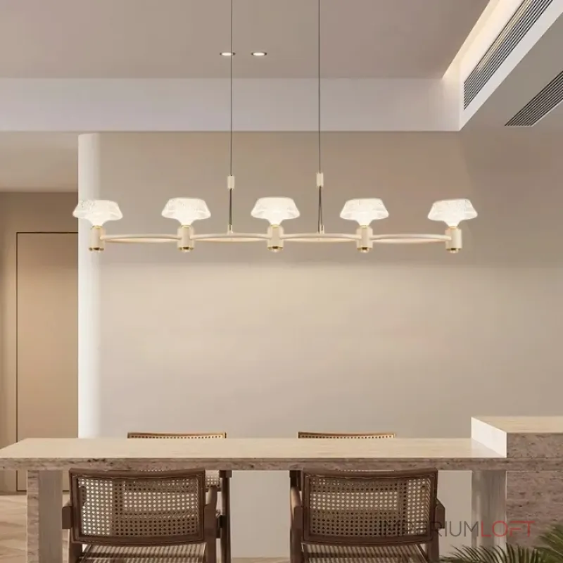 Рядный подвесной светильник с рельефными плафонами зонтичной формы и точечными источниками света на каркасе в форме лепестков из металла ASTRILD LONG от ImperiumLoft