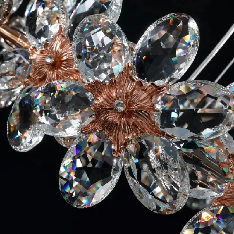 Реечный светильник с подвесками из ограненного хрусталя и рельефных стеклянных цветков EGEL B LONG