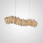 Реечный светильник с подвесками из ограненного хрусталя и рельефных стеклянных цветков EGEL LONG